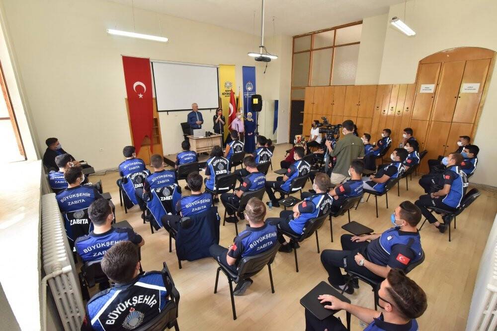 Konya Büyükşehir Zabıtasına Engelli Hakları Eğitimi