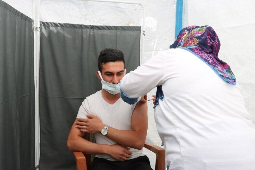 Beyşehir’de aşı uygulama noktası kuruldu