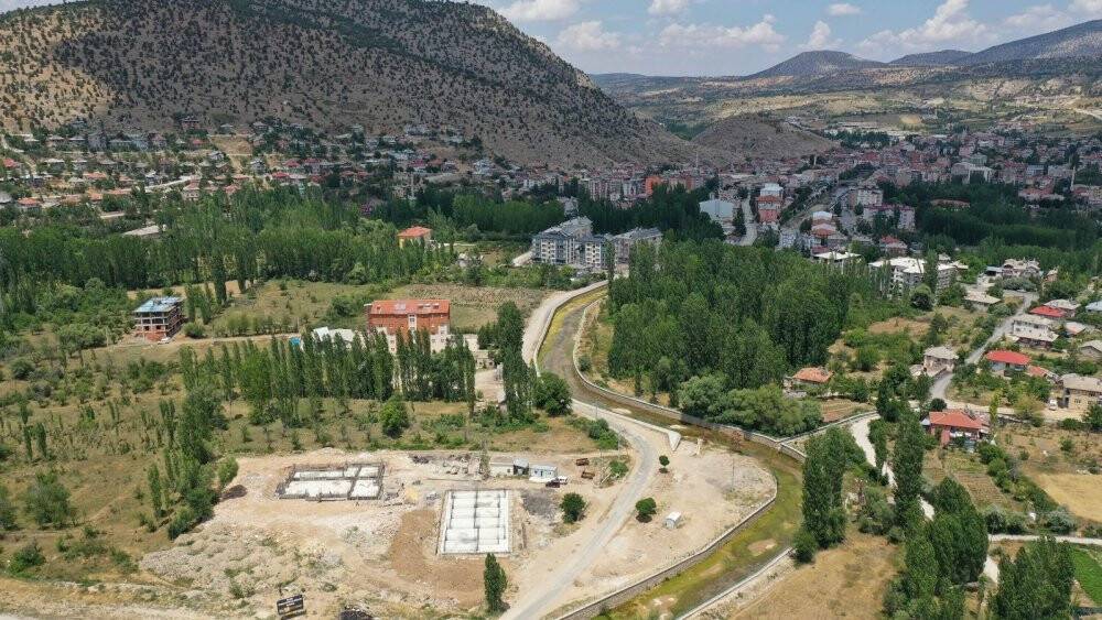Konya Büyükşehir’den Bozkır’a yeni otogar ve itfaiye binası
