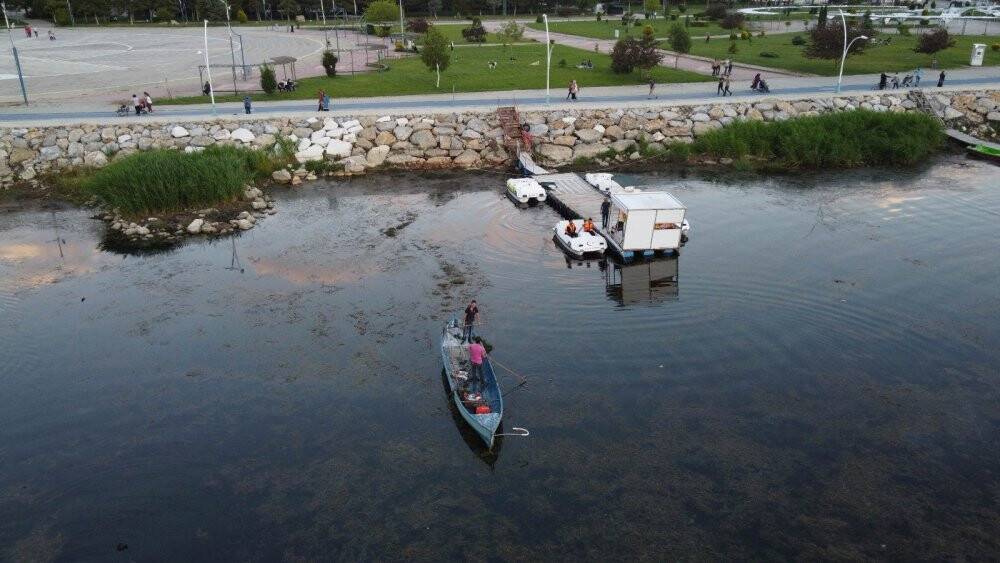 Beyşehir Gölü'nde su seviyesinin azalması tedirgin ediyor
