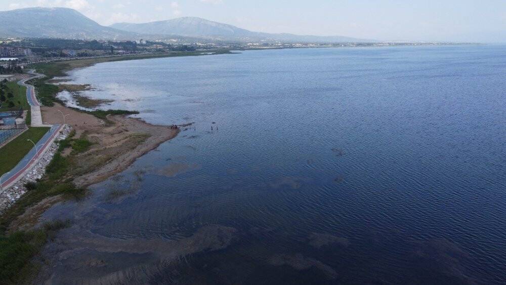 Beyşehir Gölü'nde su seviyesinin azalması tedirgin ediyor