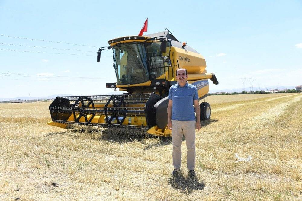 Konya’da atıl araziler ekilip hasadı yapıldı, geliri vatandaşa aktarılacak
