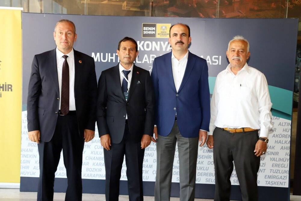 Başkan Altay: Muhtarlar mahallelerdeki gözümüz kulağımızdır