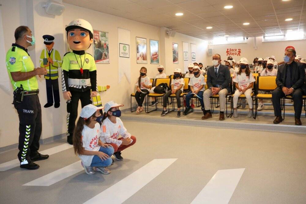 Meram’da ‘telafide ben de varım’ programları başladı