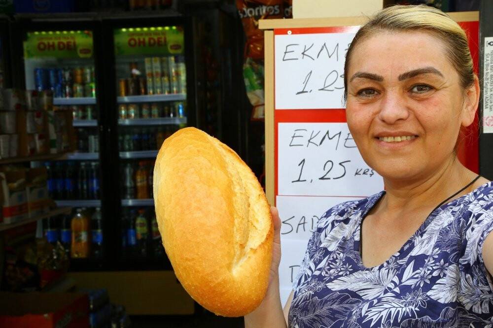 Fırıncıya kızdı ekmeğe 50 kuruş indirim yaptı