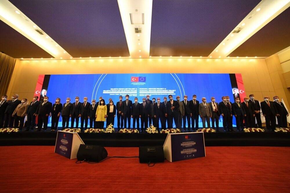 Konya Büyükşehir’e altyapı için 155 milyon lira desteği