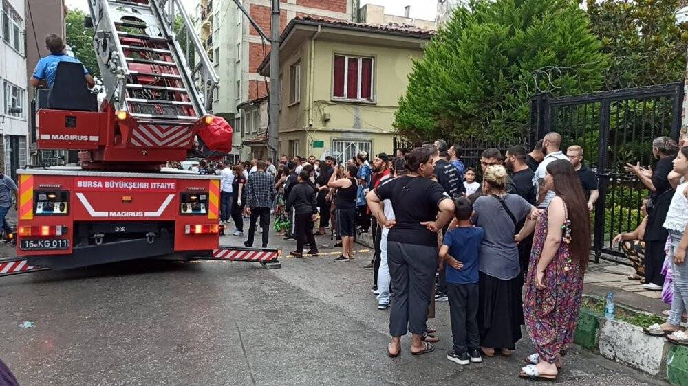Balkonda can pazarı