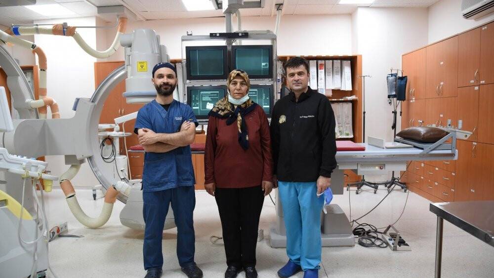 Karaciğer damarına yerleştirilen stent sayesinde nakilden kurtuldu