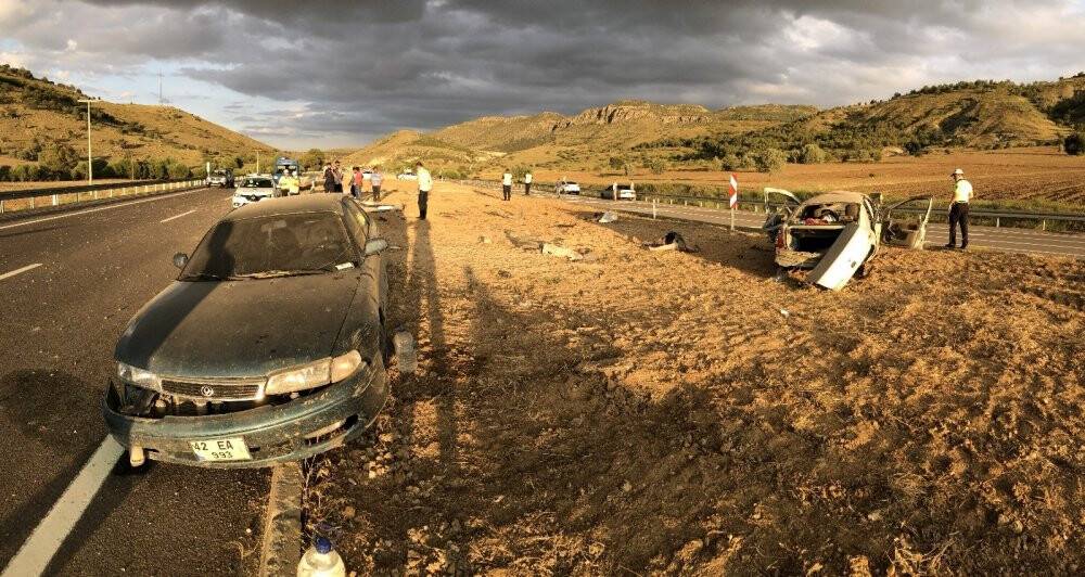 Konya'da feci kaza! 3 ölü, 1 yaralı