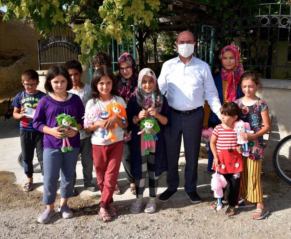 Başkan Pekyatırmacı 72 mahallede vatandaşlarla buluştu