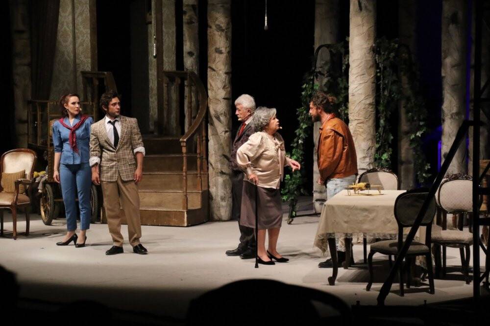 Nasreddin Hoca Şenliği 'Ağaçlar Ayakta Ölür' ile final yaptı