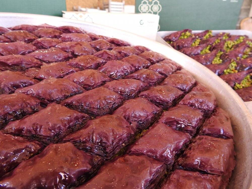 Şeker hastalarına özel mor baklava