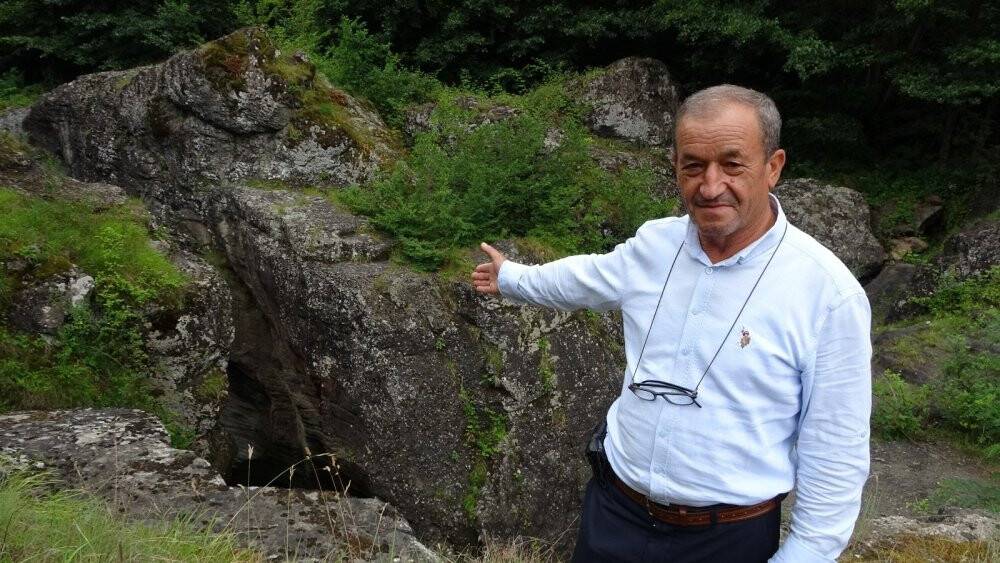 Kazankaya Şelalesi hayran bırakıyor