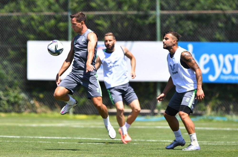 Konyaspor yeni sezon hazırlıklarını sürdürüyor