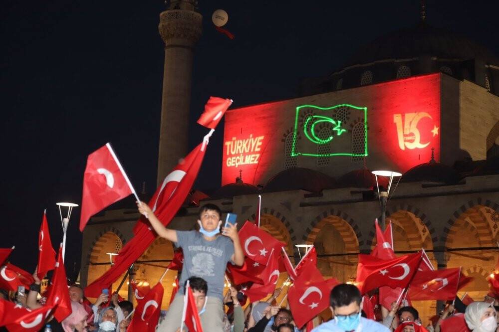 Mevlana Meydanı'nda 15 Temmuz