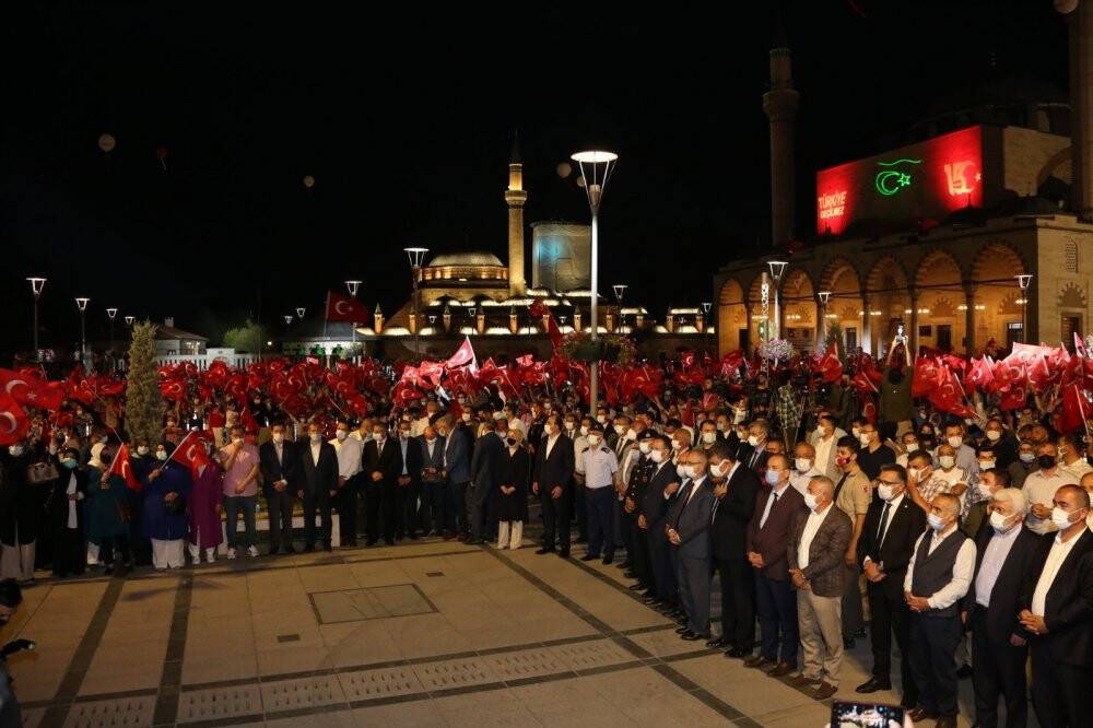 Mevlana Meydanı'nda 15 Temmuz