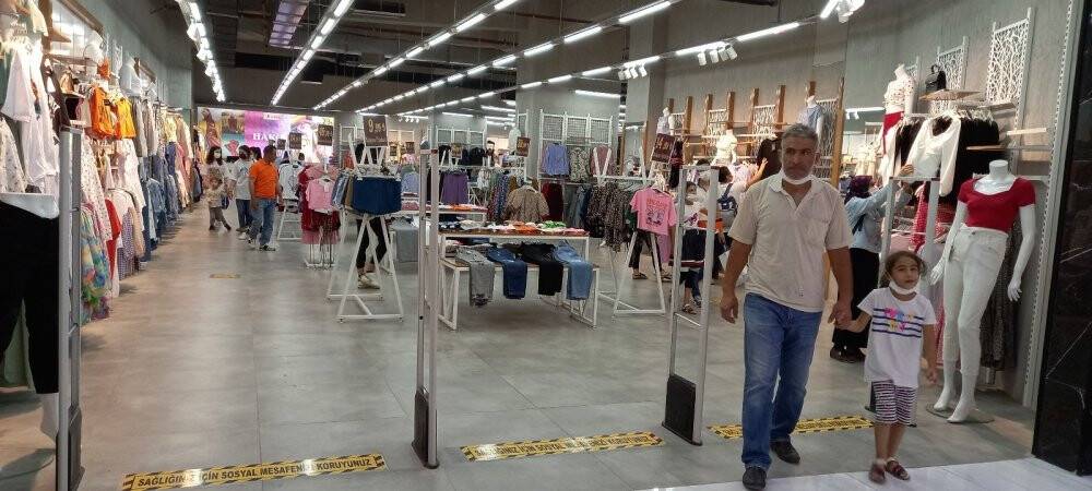 Alışveriş merkezlerinde bayram yoğunluğu