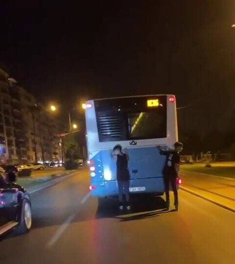 Trafikteki tehlikeli yolculuklar pes dedirtti
