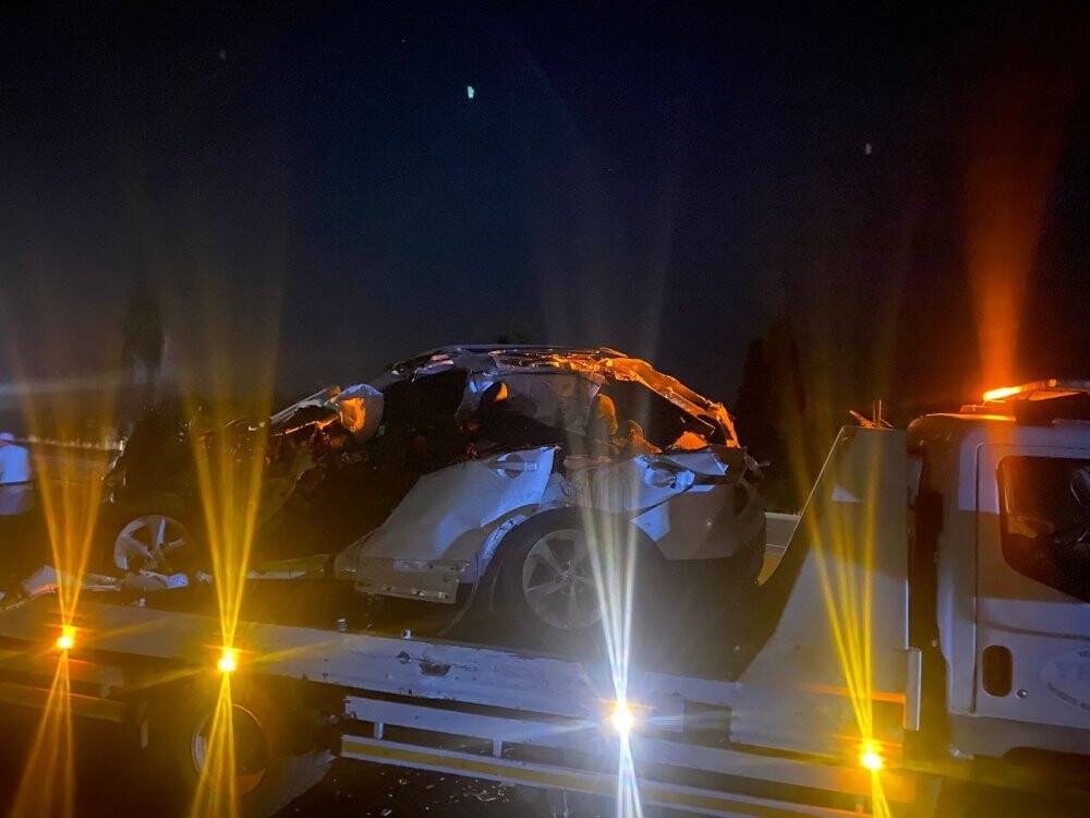 Zincirleme trafik kazasında aynı aileden 4 kişi hayatını kaybetti