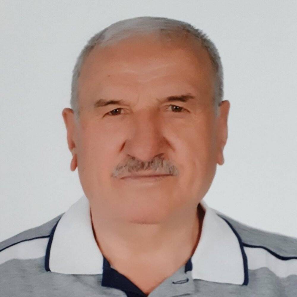 Et kıymak isterken elektrik akımına kapılarak hayatını kaybetti