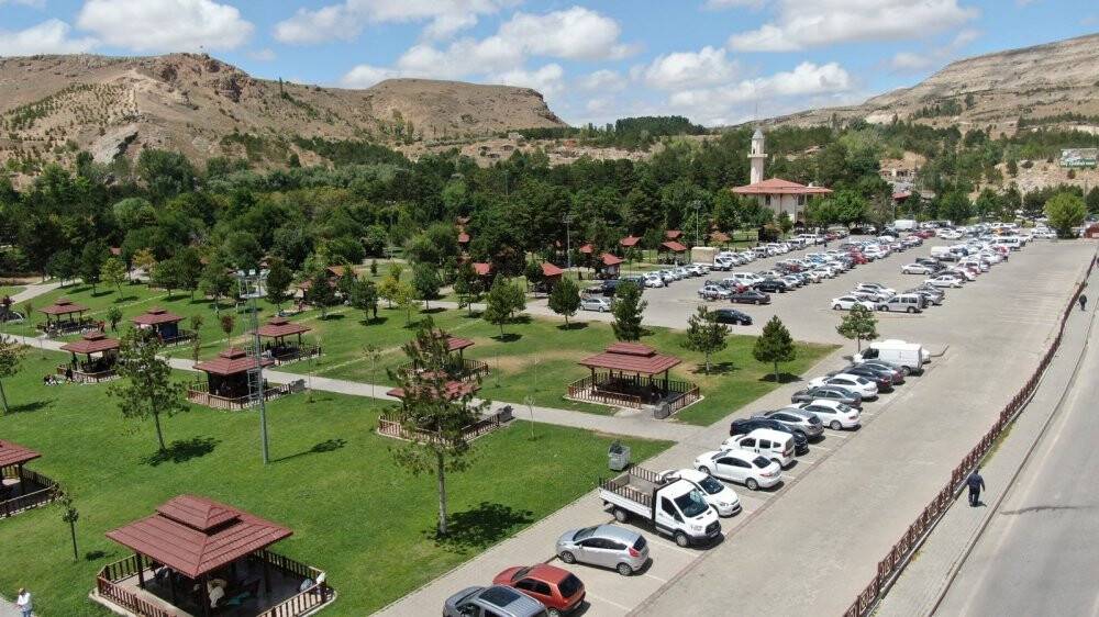 Kurban bayramı sonrası mesire alanları tıka basa doldu
