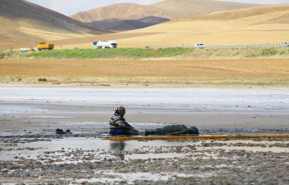 Türkiye’nin ikinci büyük gölü, ziyaretçilerin gözde mekanı oldu
