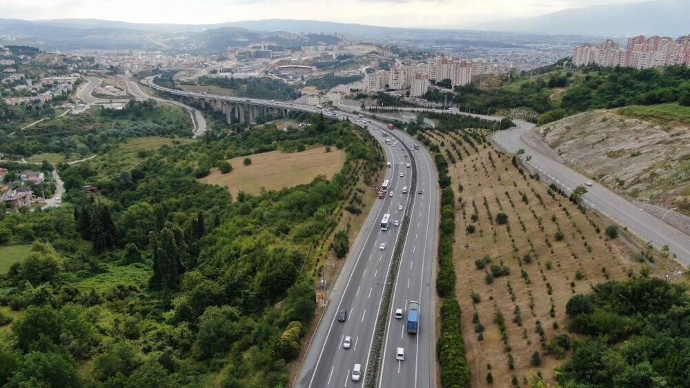 Bayram tatilinin son gününde TEM’de akıcı trafik hakim