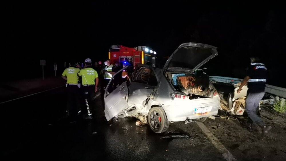 Gaz pedalı takılı kalan TIR dehşet saçtı; 1 ölü