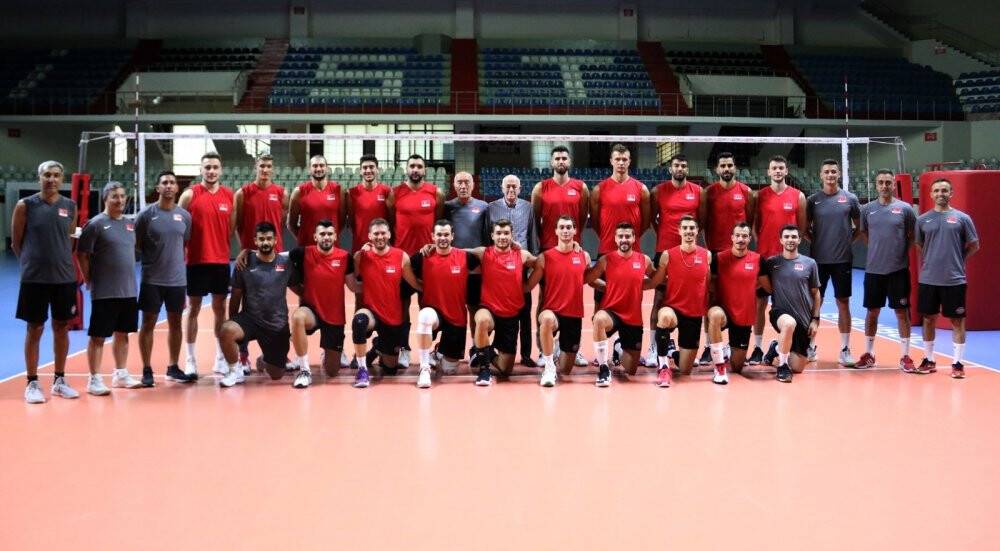 A Milli Erkek Voleybol Takımı, İstanbul’da kampa girdi
