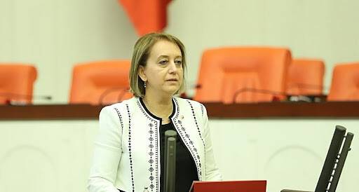 ak-parti-bolu-milletvekili-arzu-aydin.jpg