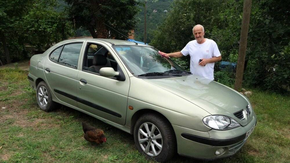 Trafik borcu ve vergi ödemek isterken tüm parasını dolandırıcılara kaptırdı