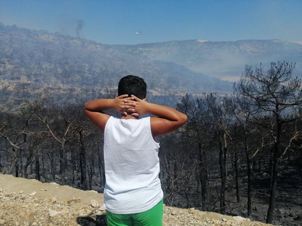 Silifke’deki orman yangını büyüyor