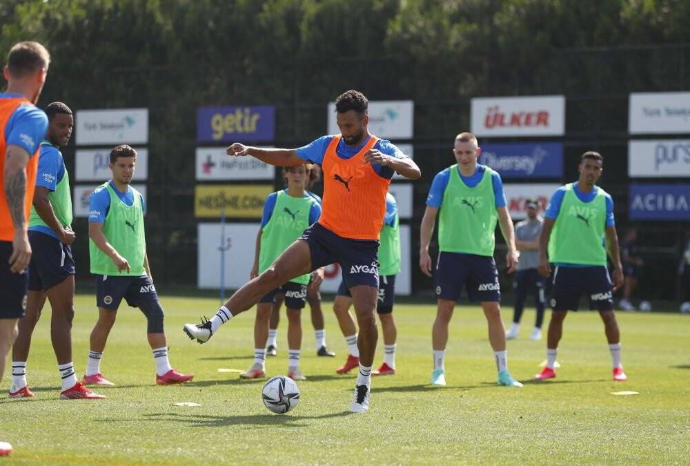 Fenerbahçe yeni sezon hazırlıklarına devam etti