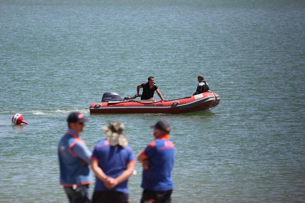 Baraj gölünde kaybolan 3 kızın cesedine ulaşıldı