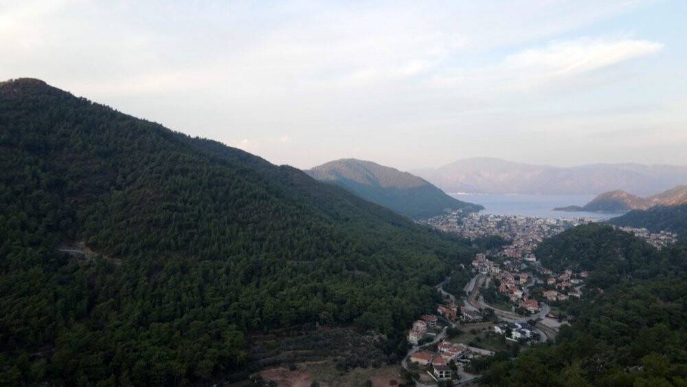 Marmaris’in yangın öncesi ve sonrası havadan görüntüleri, felaketin boyutunu gözler önüne serdi