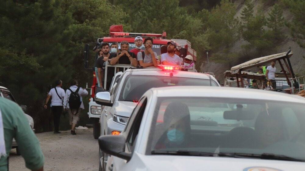 Devlet millet el ele yangınla mücadele