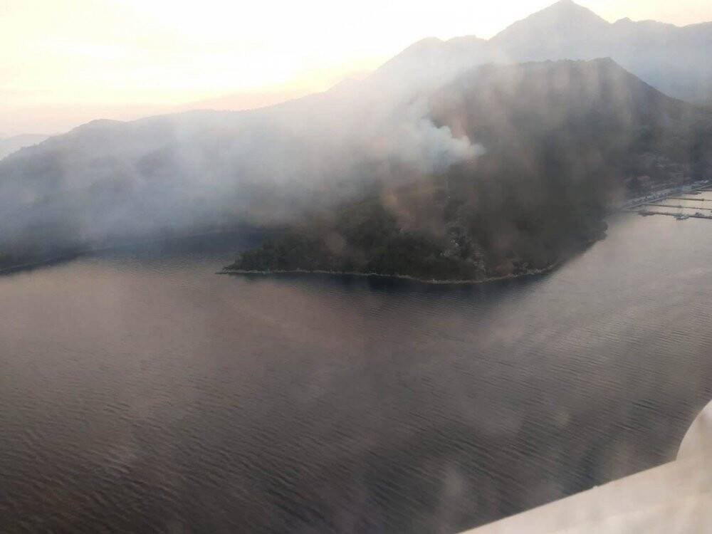 Muğla 6 bölgede alevlerle savaşıyor