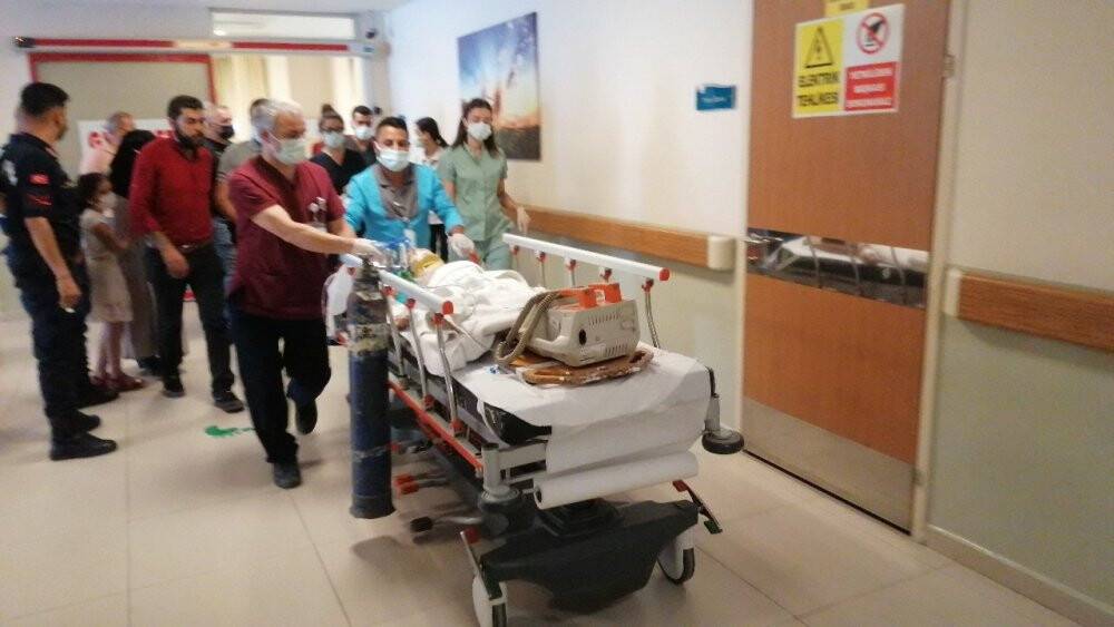 İlkokul öğrencisinin traktörün altında kaldığı anlar kamerada