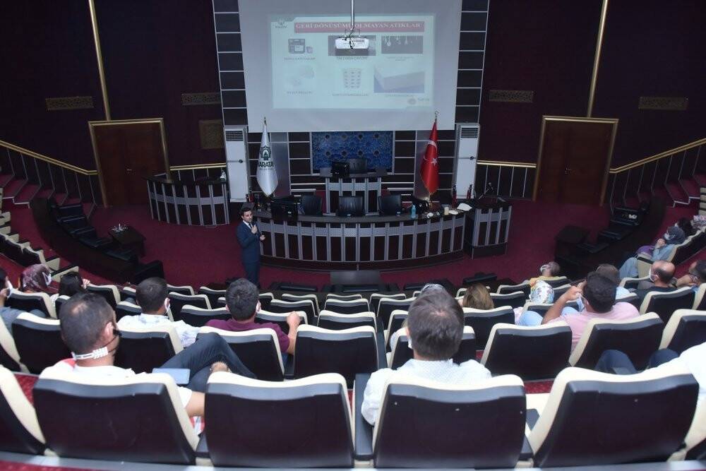 Karatay Belediyesi'nden personele “sıfır atık” eğitimi