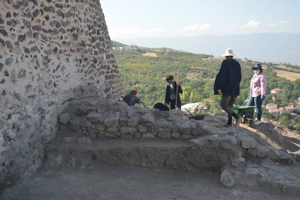 Anadolu’nun 2’nci büyük kalesinde kazı çalışmaları başladı