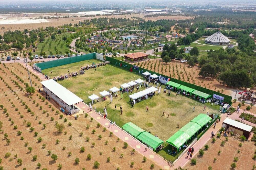 Türkiye’nin dört bir yanından okçular Meram’da ter döktü