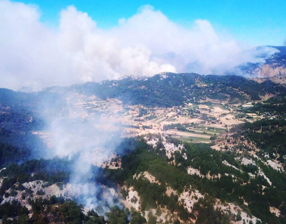 Köyceğiz yangını Denizli sınırına dayandı