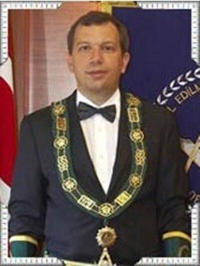 iste-turkiyenin-unlu-masonlari-9a3a9d.jpg