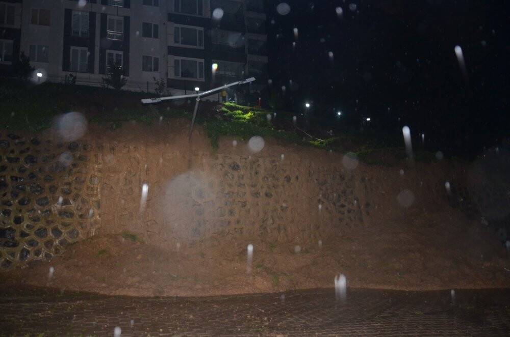 Ordu’da heyelan: 10’ar katlı 3 bina tahliye edildi