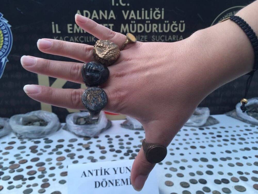 “Anadolu” operasyonunda ele geçirilen tarihi eserler göz kamaştırdı