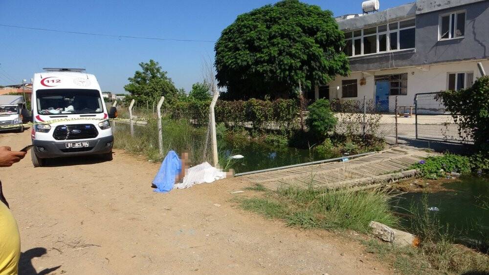 Adana’da esrarengiz ölüm