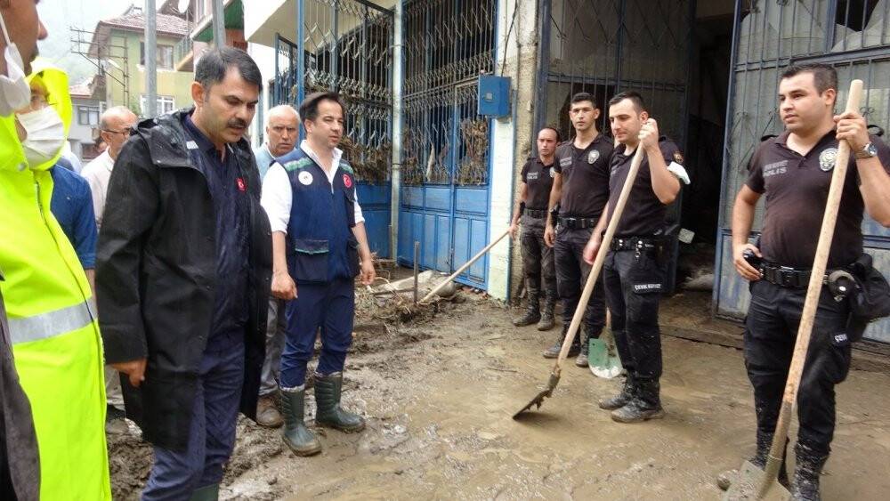 Bakan Kurum, selin en çok etkilediği Zafer Köyü’nde