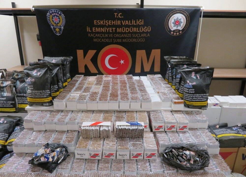 Evini kaçak sigara imalathanesine çeviren şahıs yakalandı