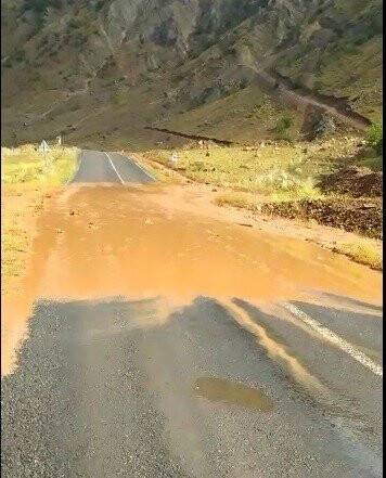 Bingöl’de heyelan nedeniyle kapanan yollar ulaşıma açıldı