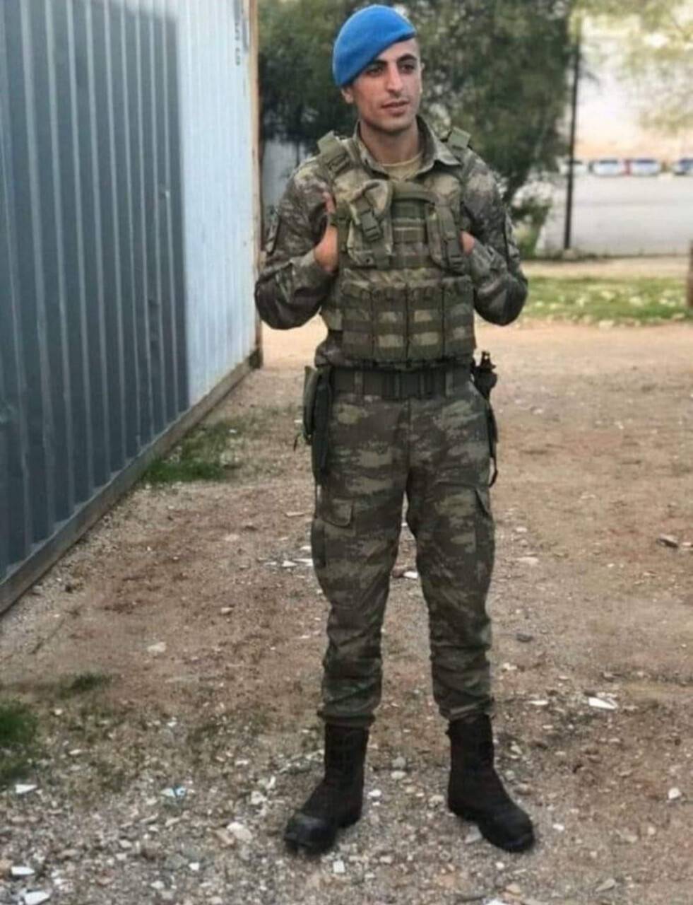 Şehit annesi, oğlunu uğurladı: "Gelinsiz damat gidiyorsun bugün, güle güle git"